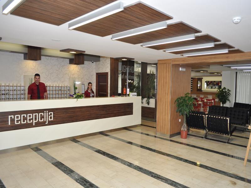 Hotel Lighthouse Igalo Bagian luar foto